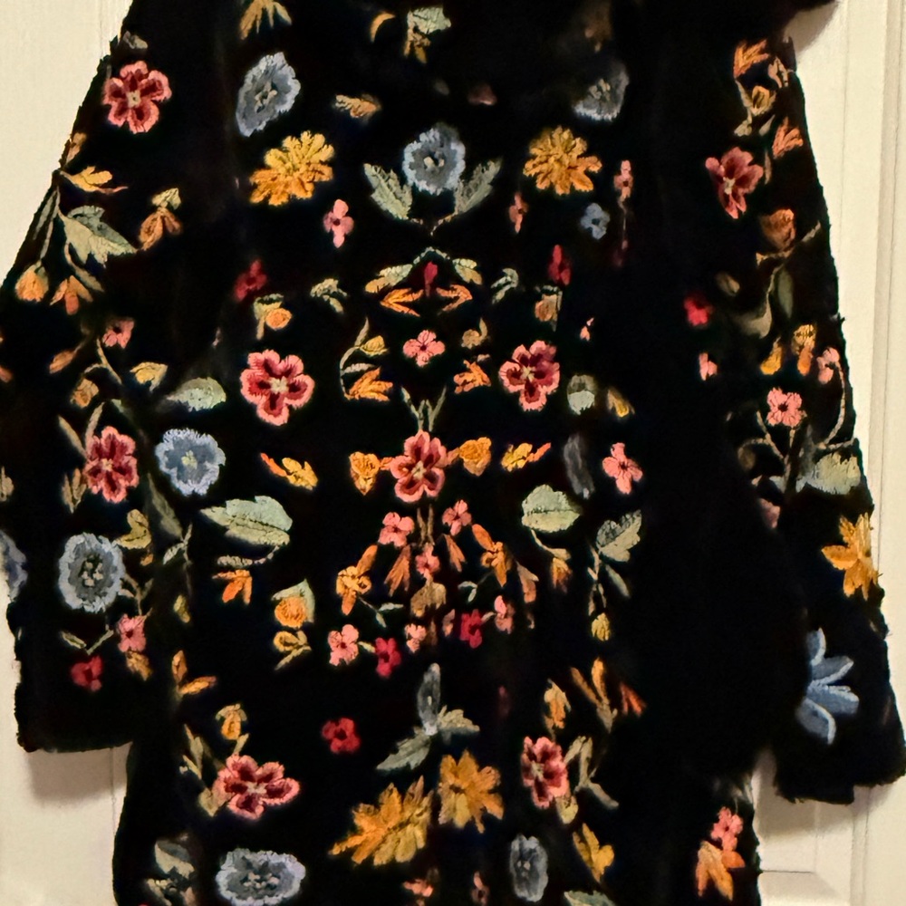 Johnny Was Black Faux fur coat with Multicolor Floral Embroidery - Picture 6 of 6